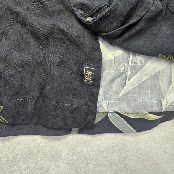 Tommy Bahama Silk Hawaiian Shirt XXL Black Bamboo Camp - Picture 4 of 5